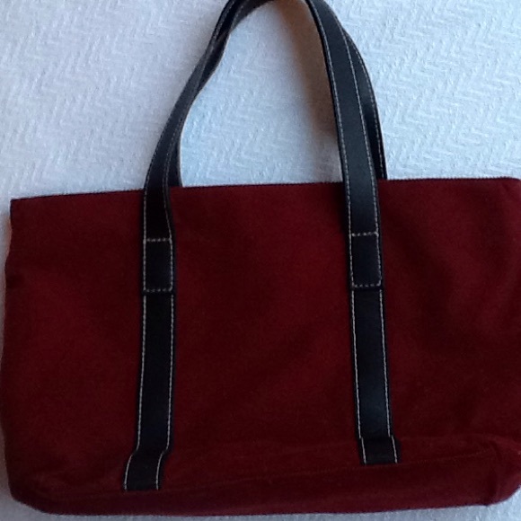 Banana Republic Handbags - Banana Republic Tote